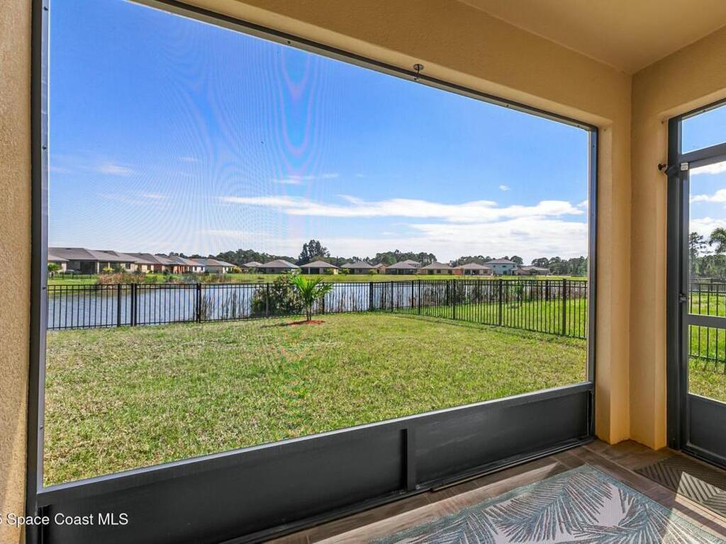 578 Old Country, Palm Bay, FL 32909
