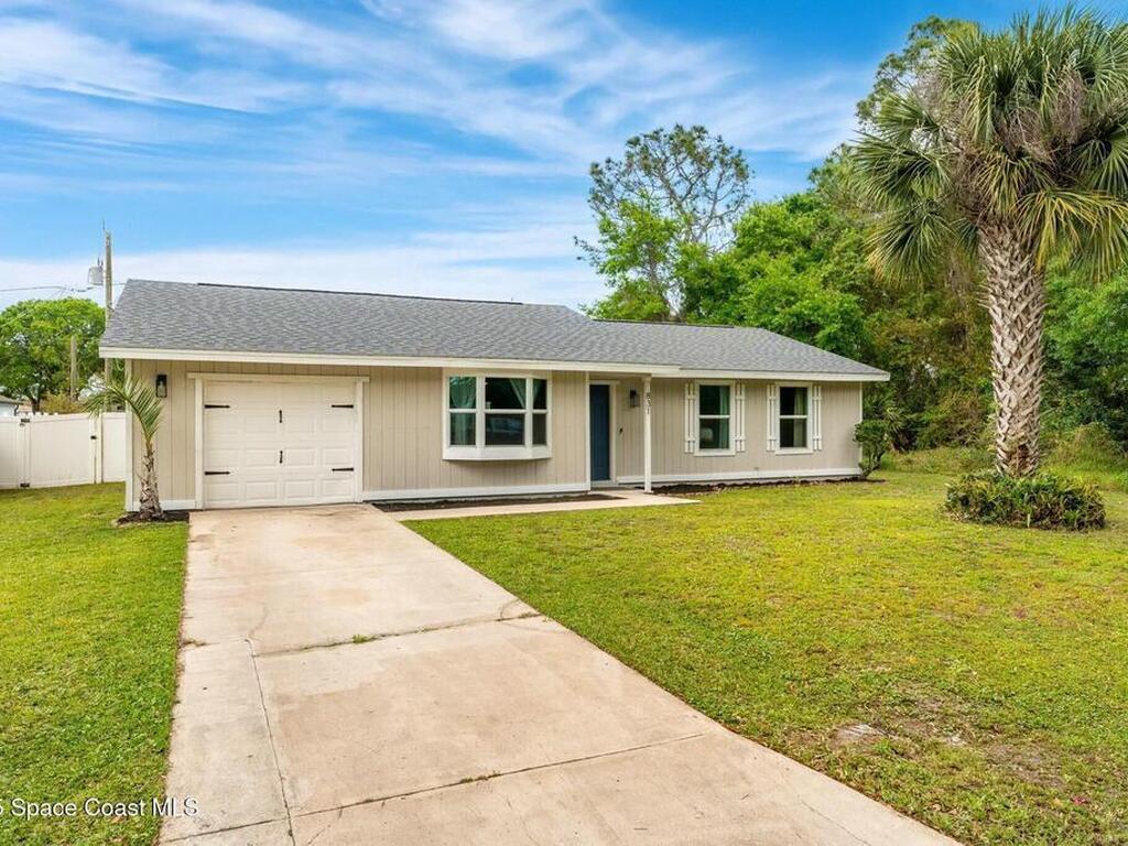 831 Hollahan Road, Palm Bay, FL 32909