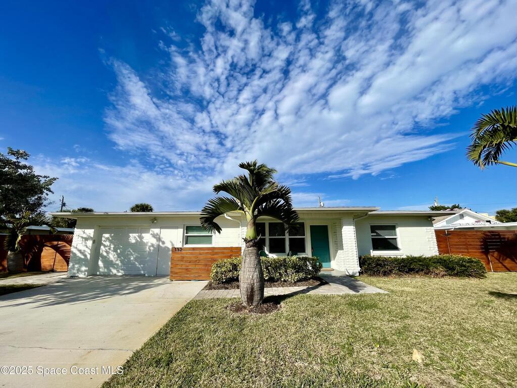 132 E Gadsden Lane, Cocoa Beach, FL 32931