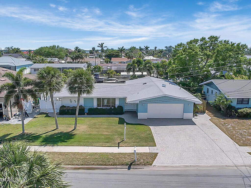 1695 Rochelle Parkway, Merritt Island, FL 32952