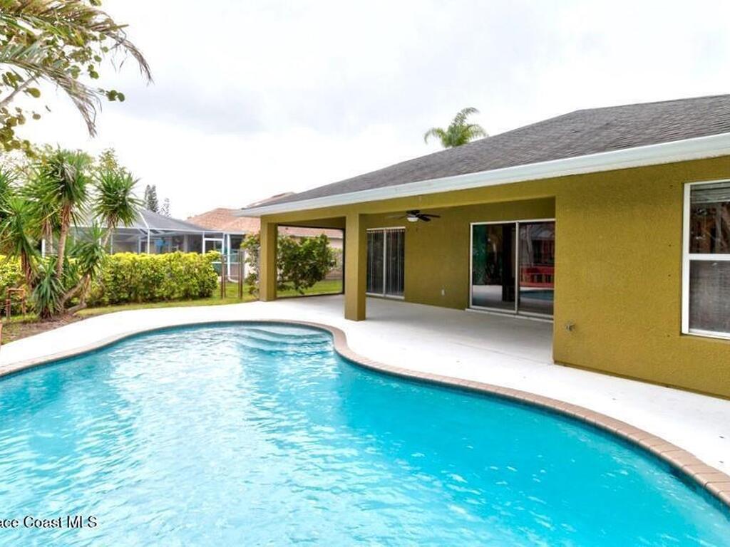 9380 101st Avenue, Vero Beach, FL 32967