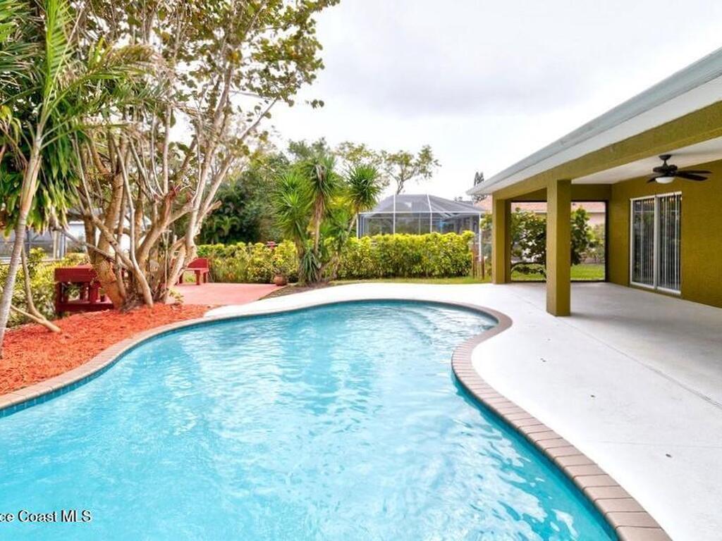 9380 101st Avenue, Vero Beach, FL 32967