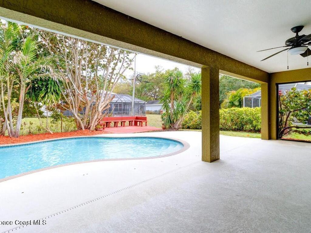 9380 101st Avenue, Vero Beach, FL 32967