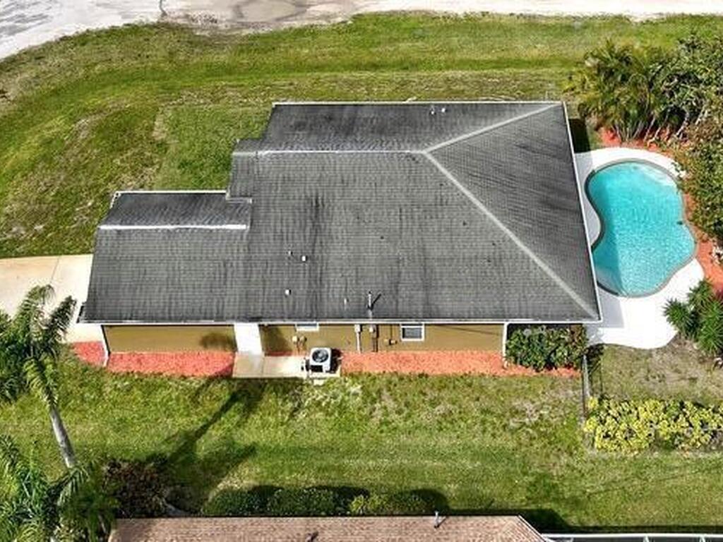 9380 101st Avenue, Vero Beach, FL 32967