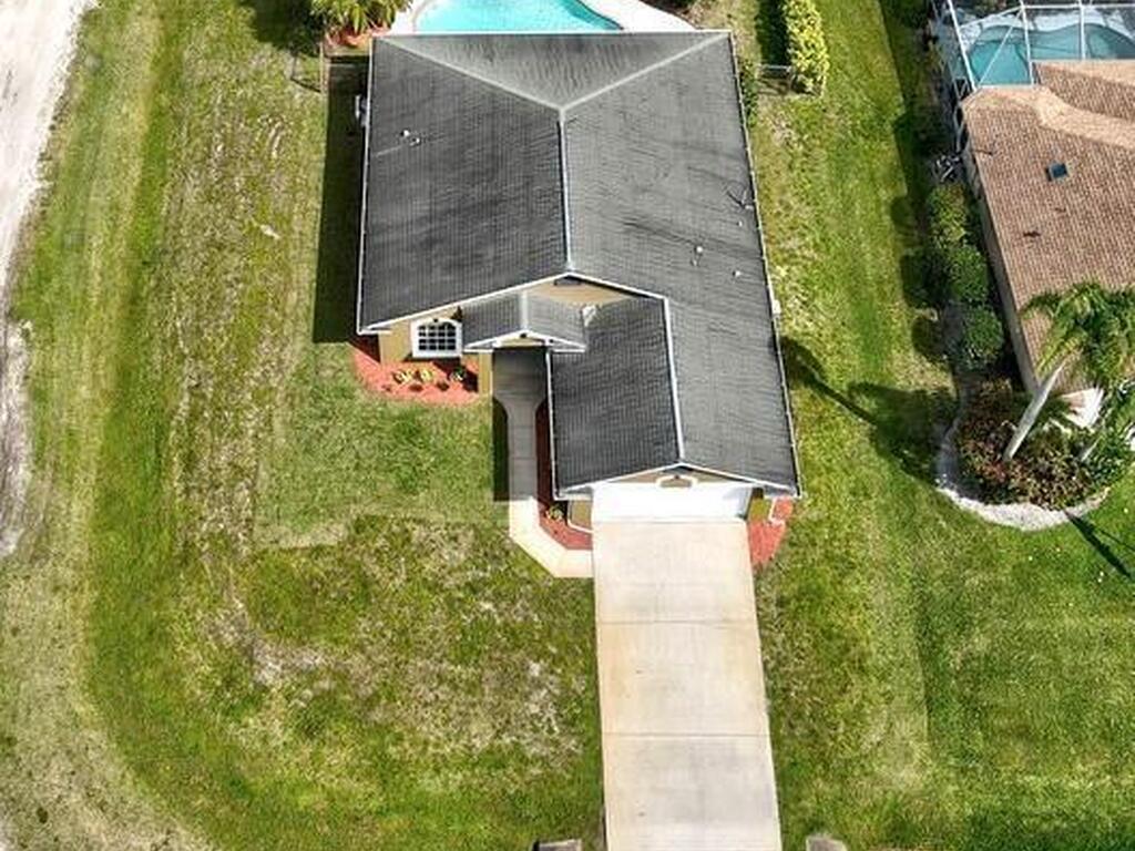 9380 101st Avenue, Vero Beach, FL 32967