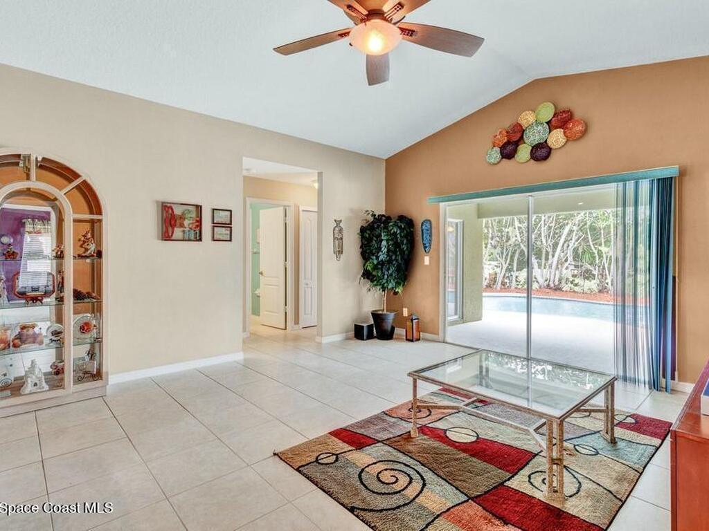 9380 101st Avenue, Vero Beach, FL 32967