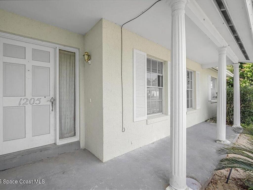 1205 La Brea Avenue, Titusville, FL 32780