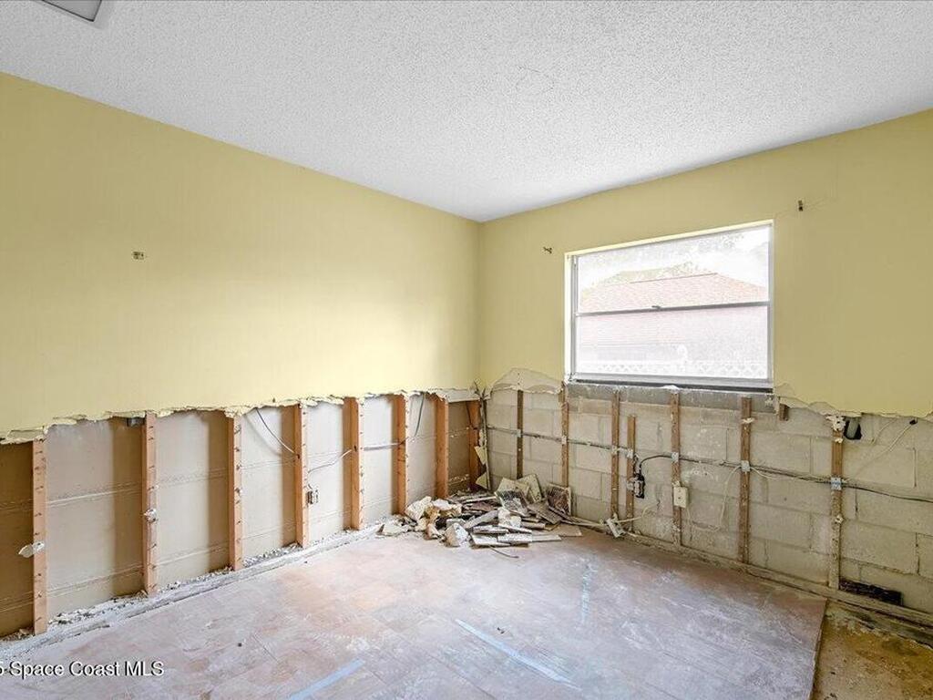 1205 La Brea Avenue, Titusville, FL 32780