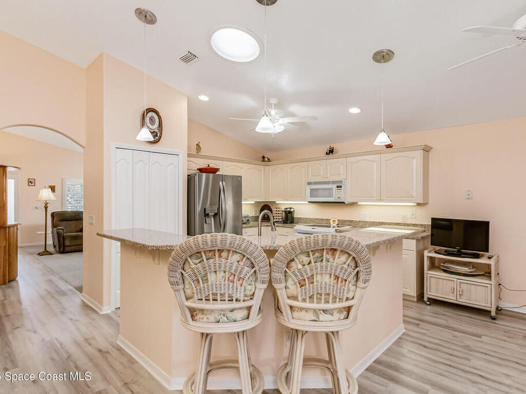 1087 Pine Creek Circle, Palm Bay, FL 32905
