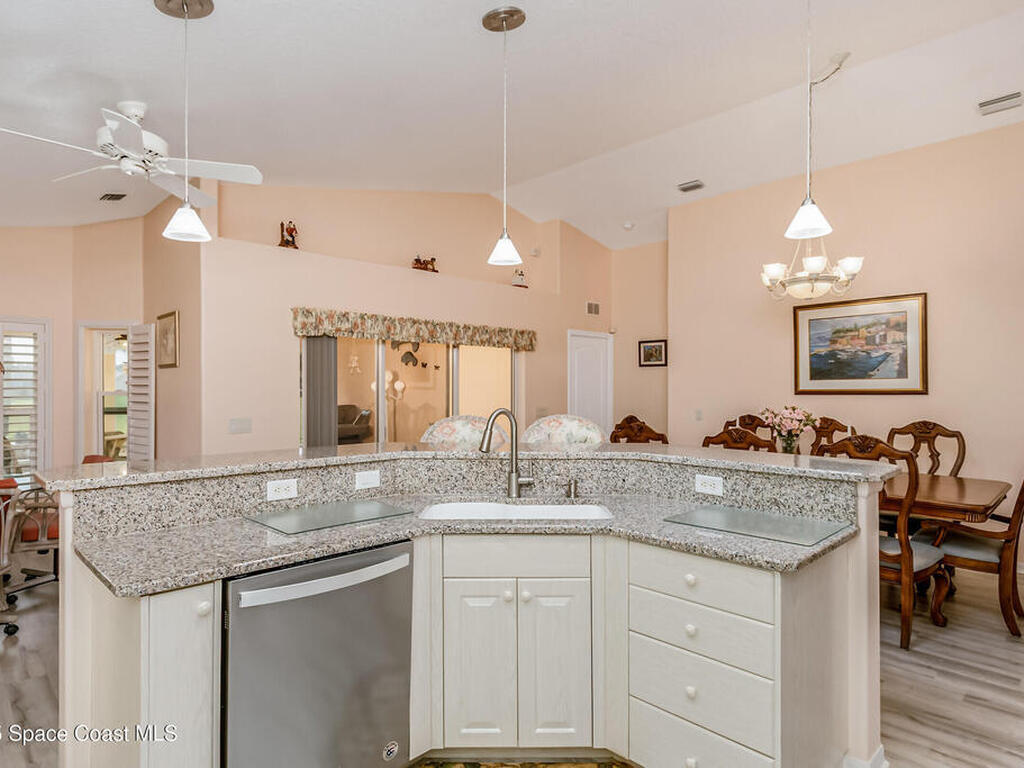 1087 Pine Creek Circle, Palm Bay, FL 32905