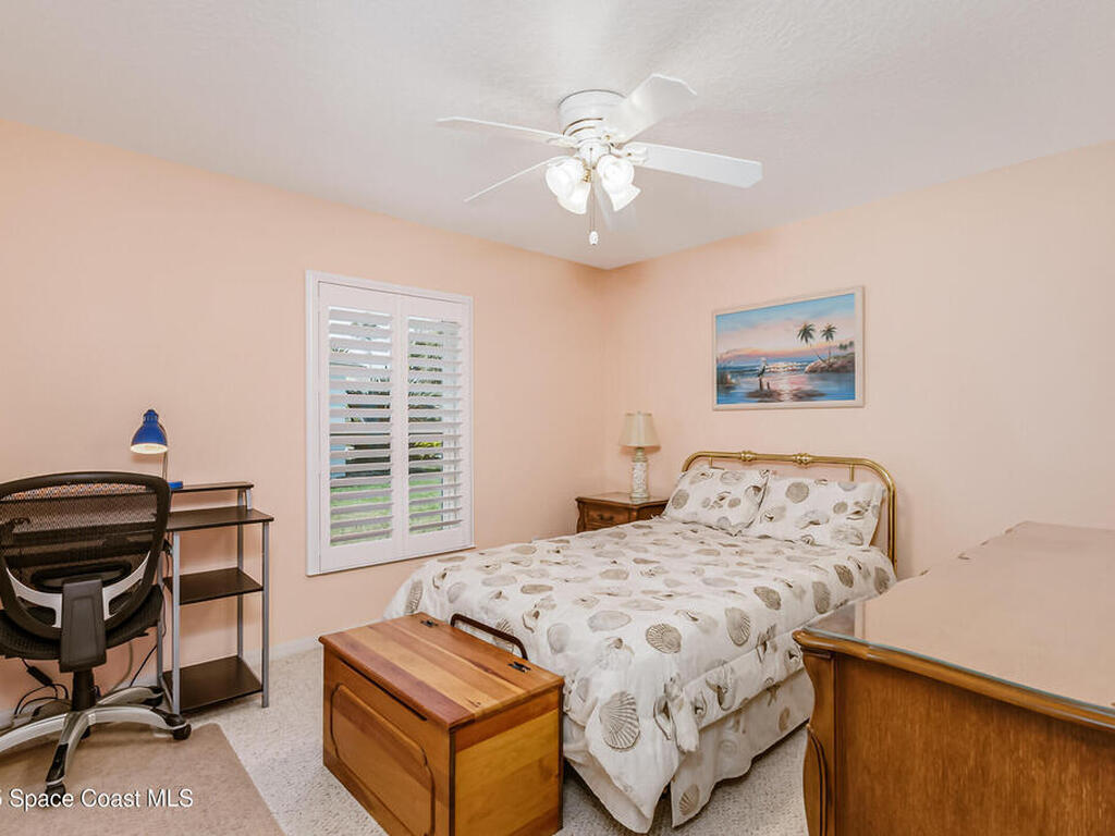 1087 Pine Creek Circle, Palm Bay, FL 32905
