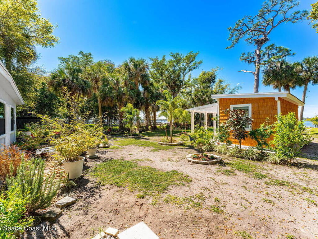 3835 S Tropical Trail, Merritt Island, FL 32952