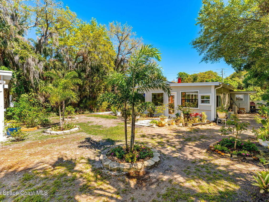 3835 S Tropical Trail, Merritt Island, FL 32952