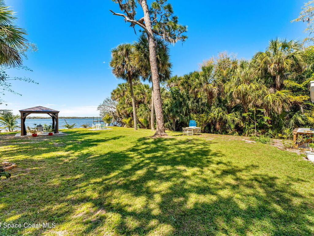 3835 S Tropical Trail, Merritt Island, FL 32952