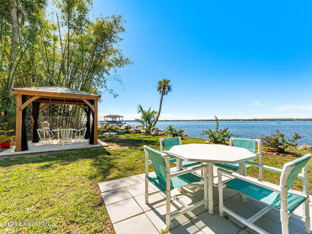 3835 S Tropical Trail, Merritt Island, FL 32952