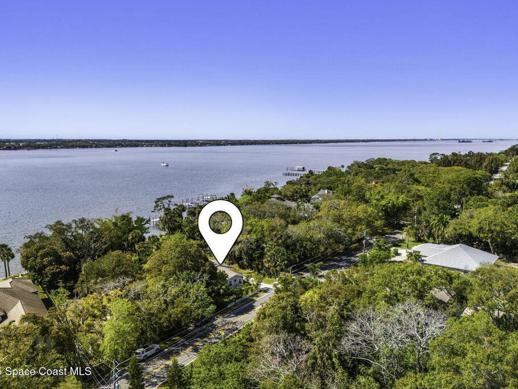 3835 S Tropical Trail, Merritt Island, FL 32952