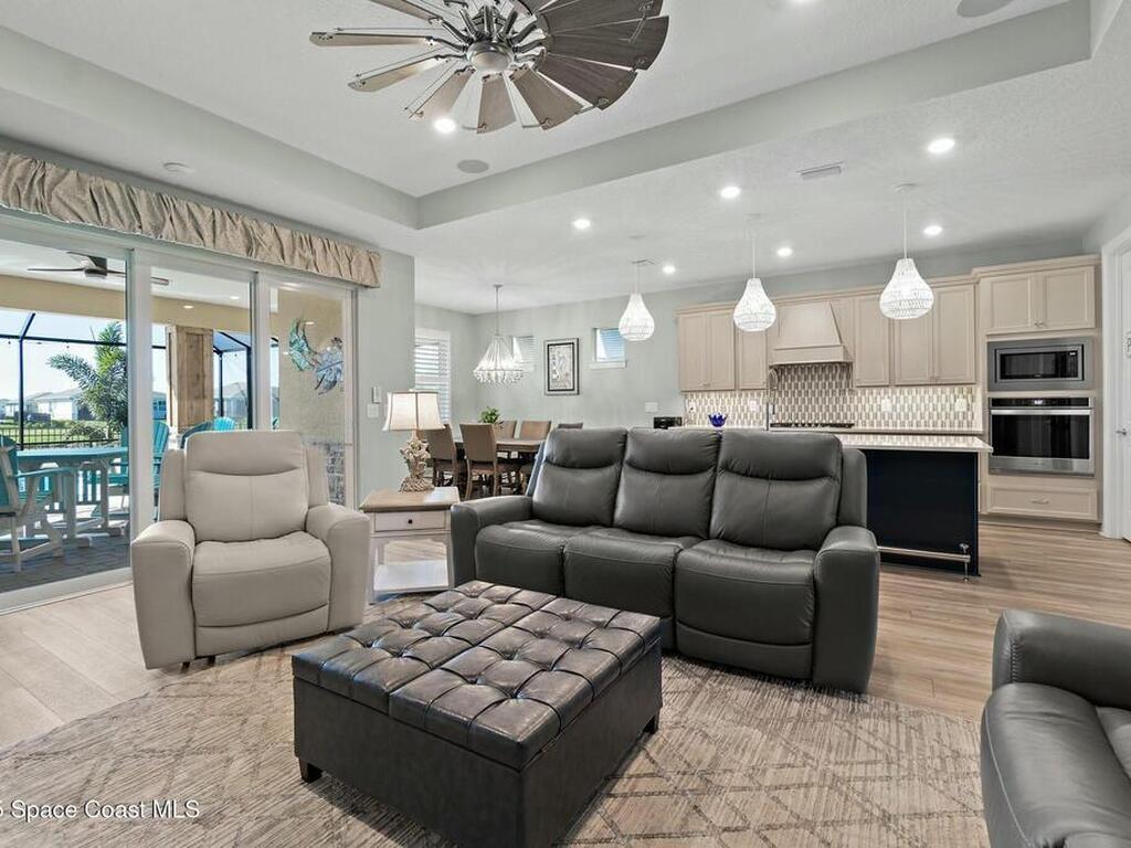 8850 Shoreline Avenue, Melbourne, FL 32940