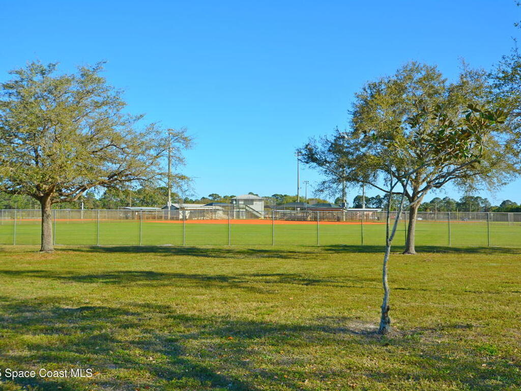 955 Hutchins Street, Palm Bay, FL 32909