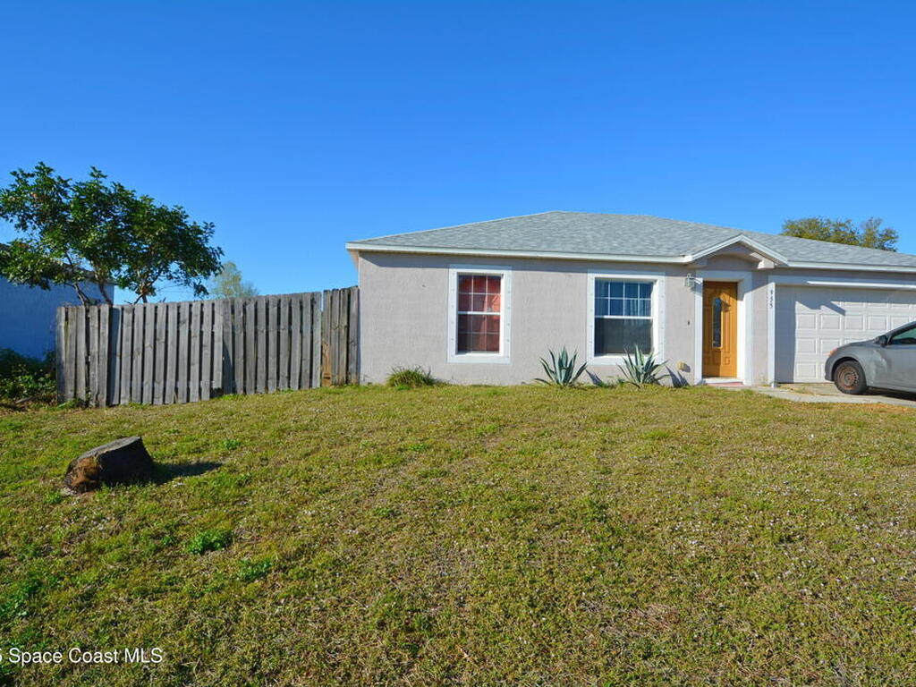 955 Hutchins Street, Palm Bay, FL 32909