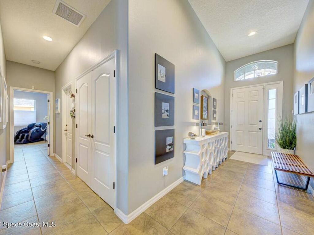 3758 Hollisten Circle, Melbourne, FL 32940