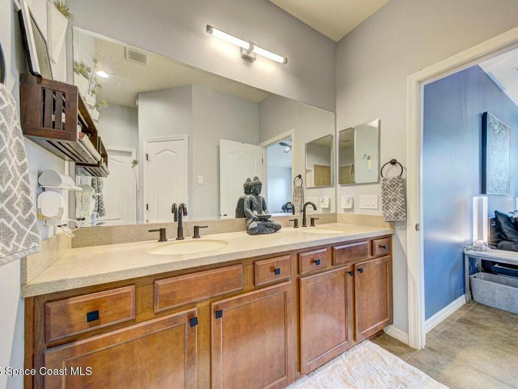 3758 Hollisten Circle, Melbourne, FL 32940