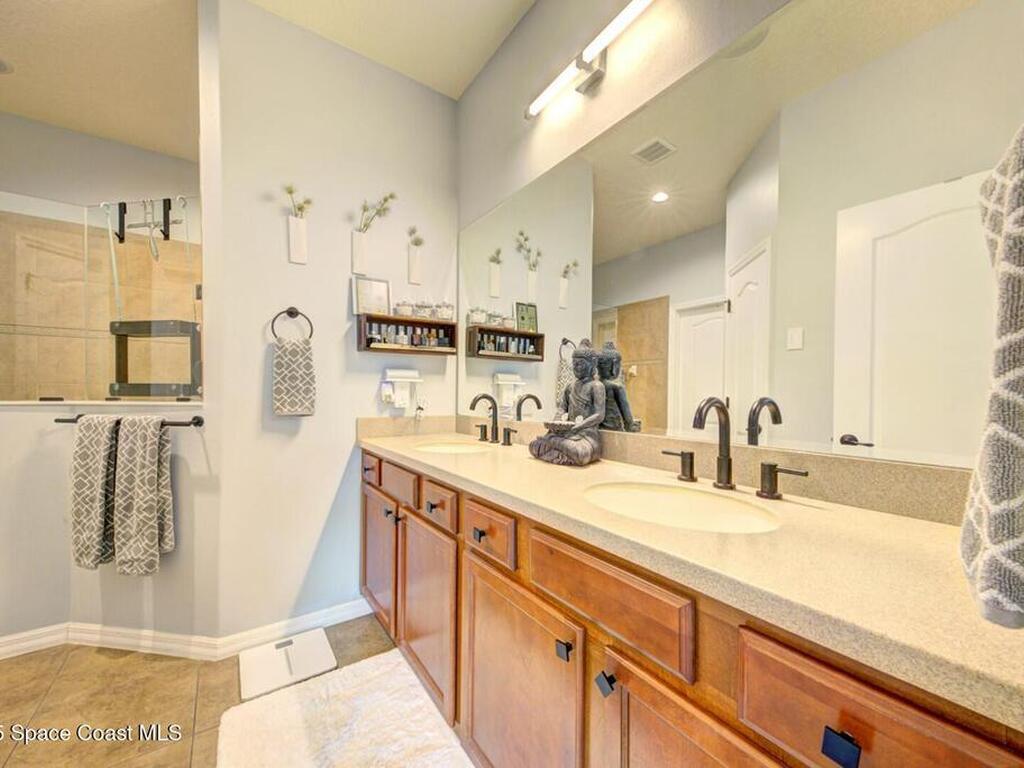 3758 Hollisten Circle, Melbourne, FL 32940