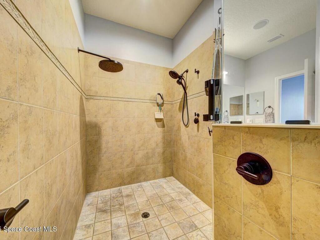 3758 Hollisten Circle, Melbourne, FL 32940