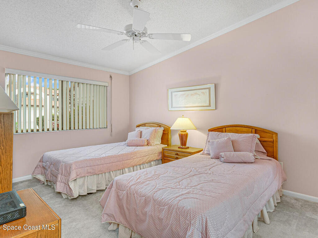1203 Parkside Place, Indian Harbour Beach, FL 32937
