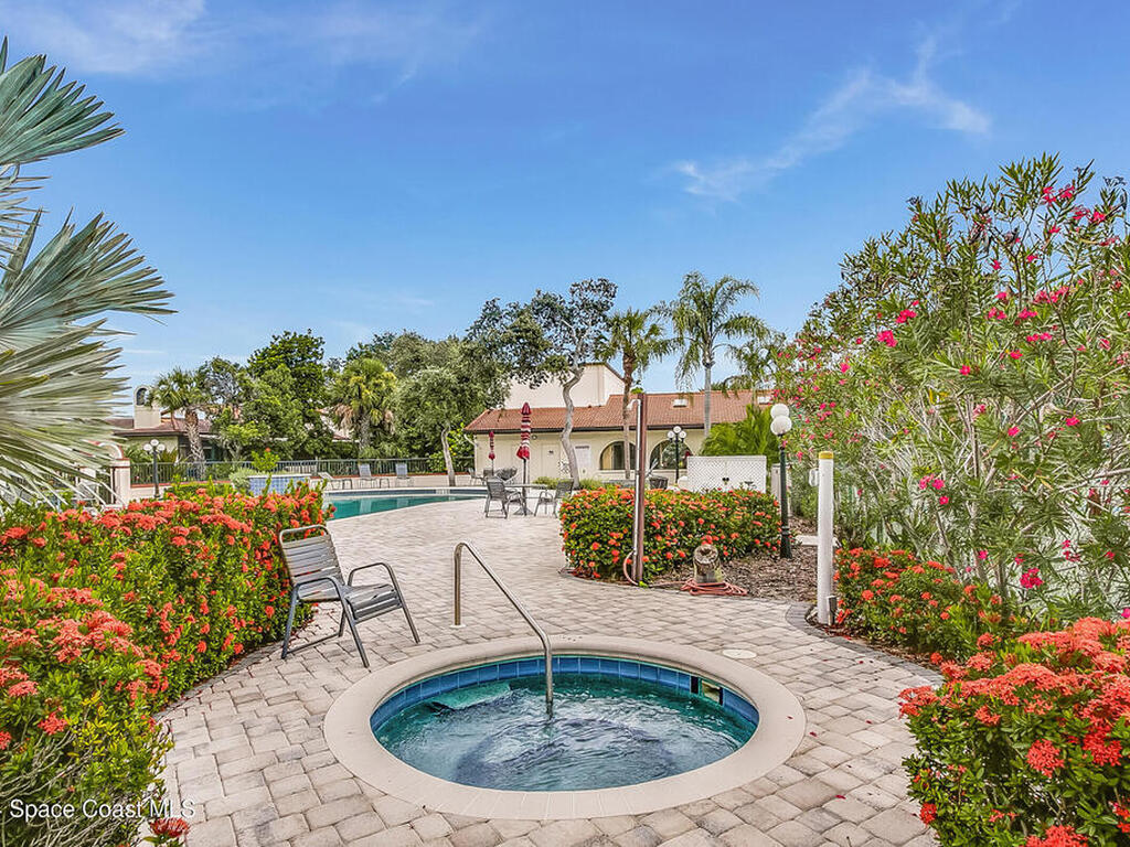 1203 Parkside Place, Indian Harbour Beach, FL 32937