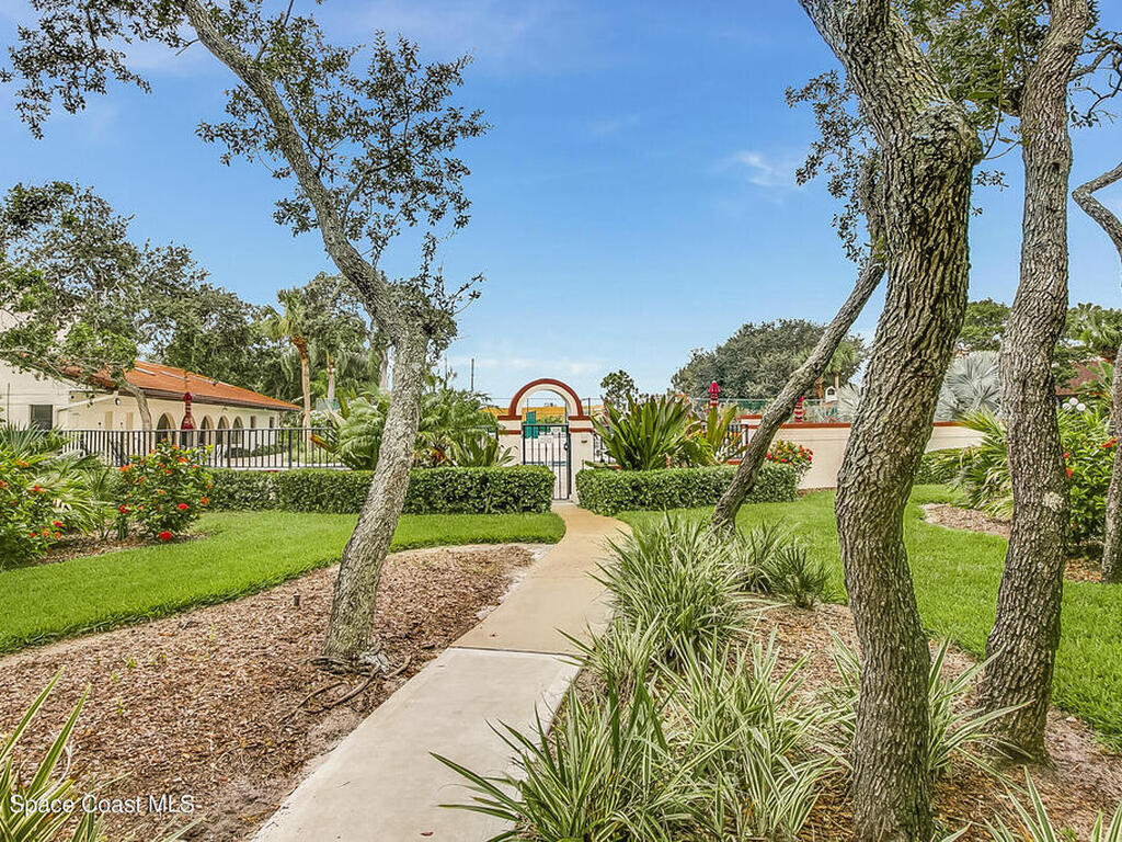 1203 Parkside Place, Indian Harbour Beach, FL 32937