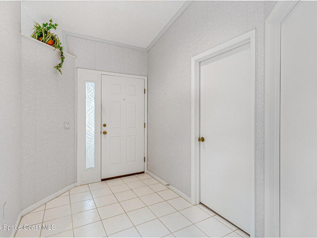 1203 Parkside Place, Indian Harbour Beach, FL 32937