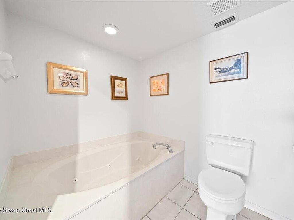660 S Brevard Avenue, Cocoa Beach, FL 32931