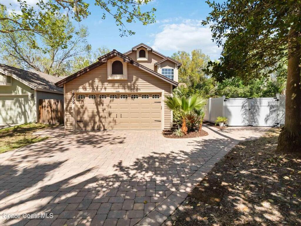 9939 Triple Crown Circle, Orlando, FL 32825