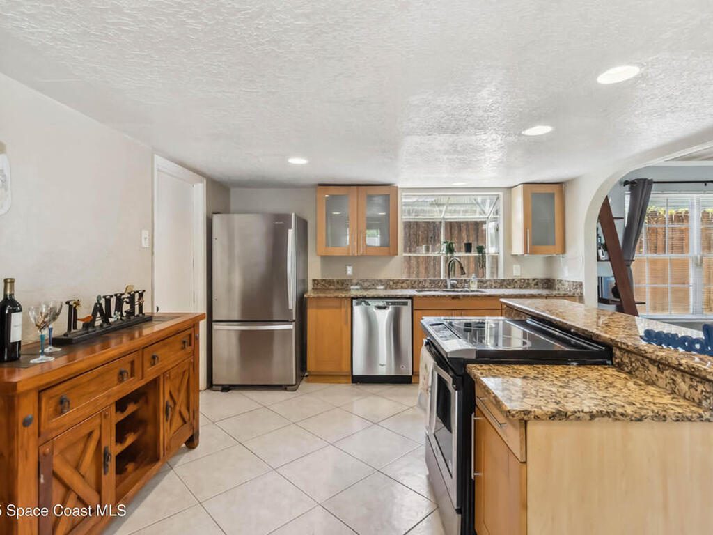 9939 Triple Crown Circle, Orlando, FL 32825