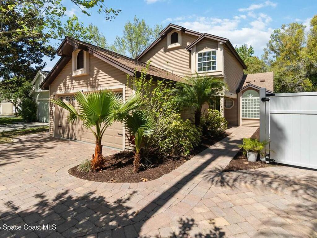 9939 Triple Crown Circle, Orlando, FL 32825