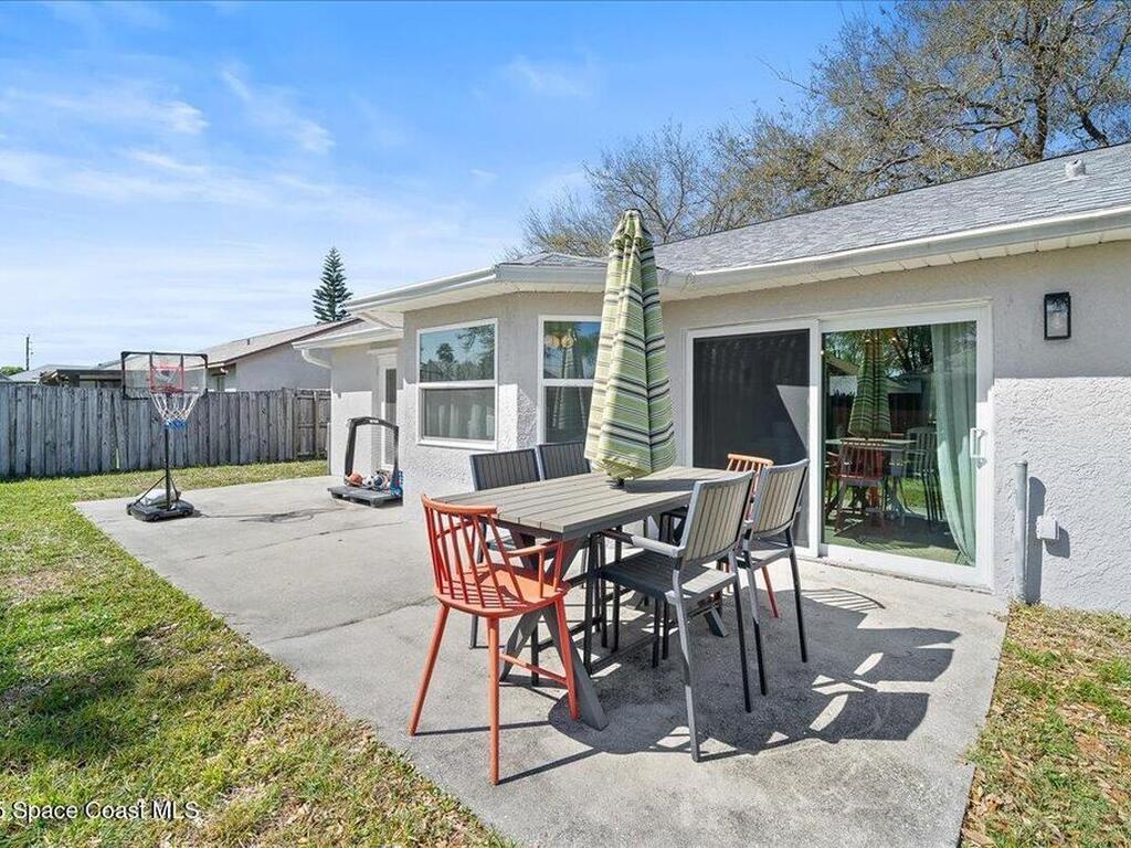 1607 Sweetwood Drive, Melbourne, FL 32935