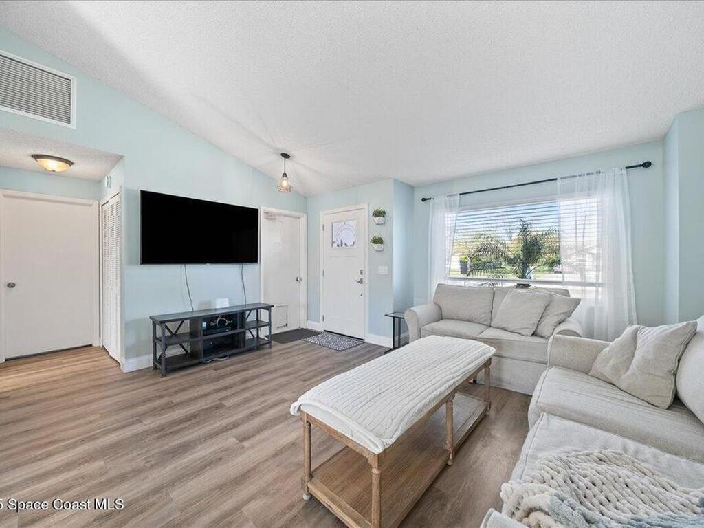 1607 Sweetwood Drive, Melbourne, FL 32935
