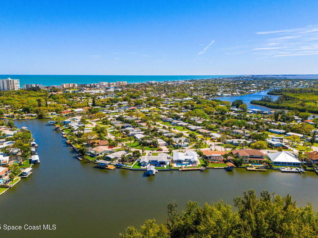 692 Bermuda Road, Cocoa Beach, FL 32931