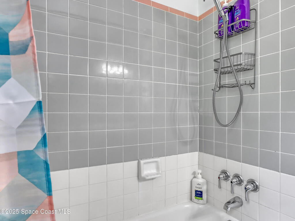 1365 Bay Shore Drive, Cocoa Beach, FL 32931