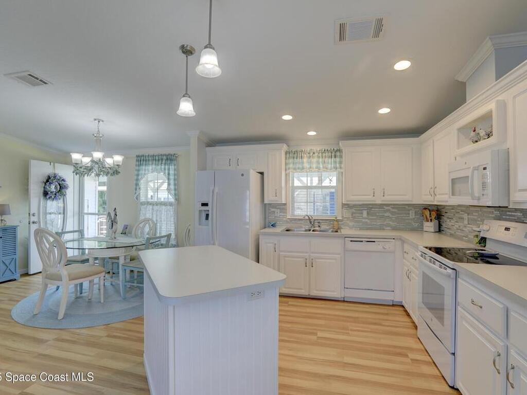 503 Egret Circle, Barefoot Bay, FL 32976