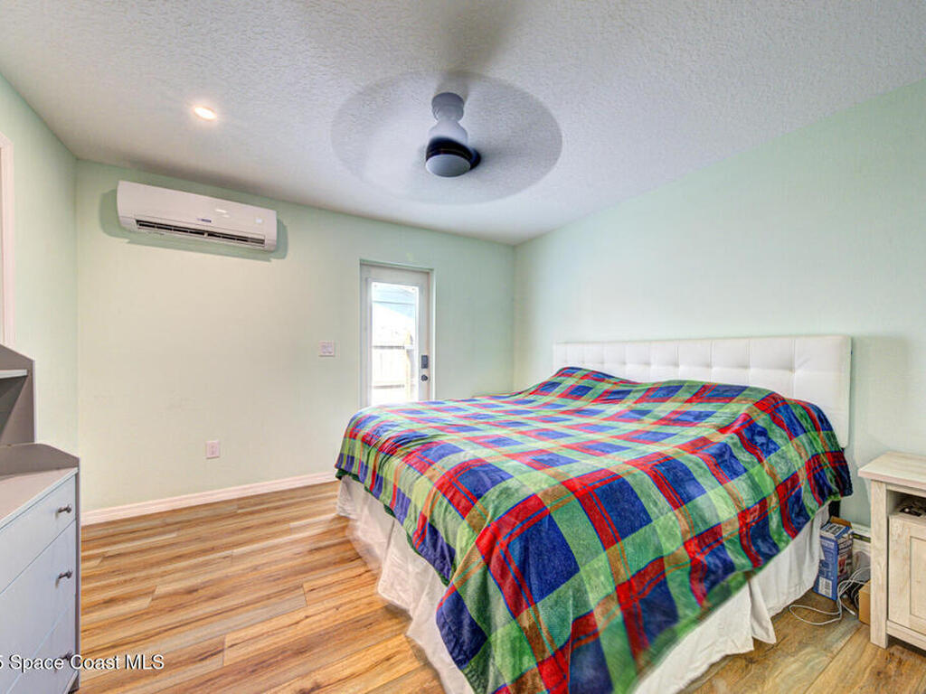 240 Maureen Avenue, Merritt Island, FL 32953