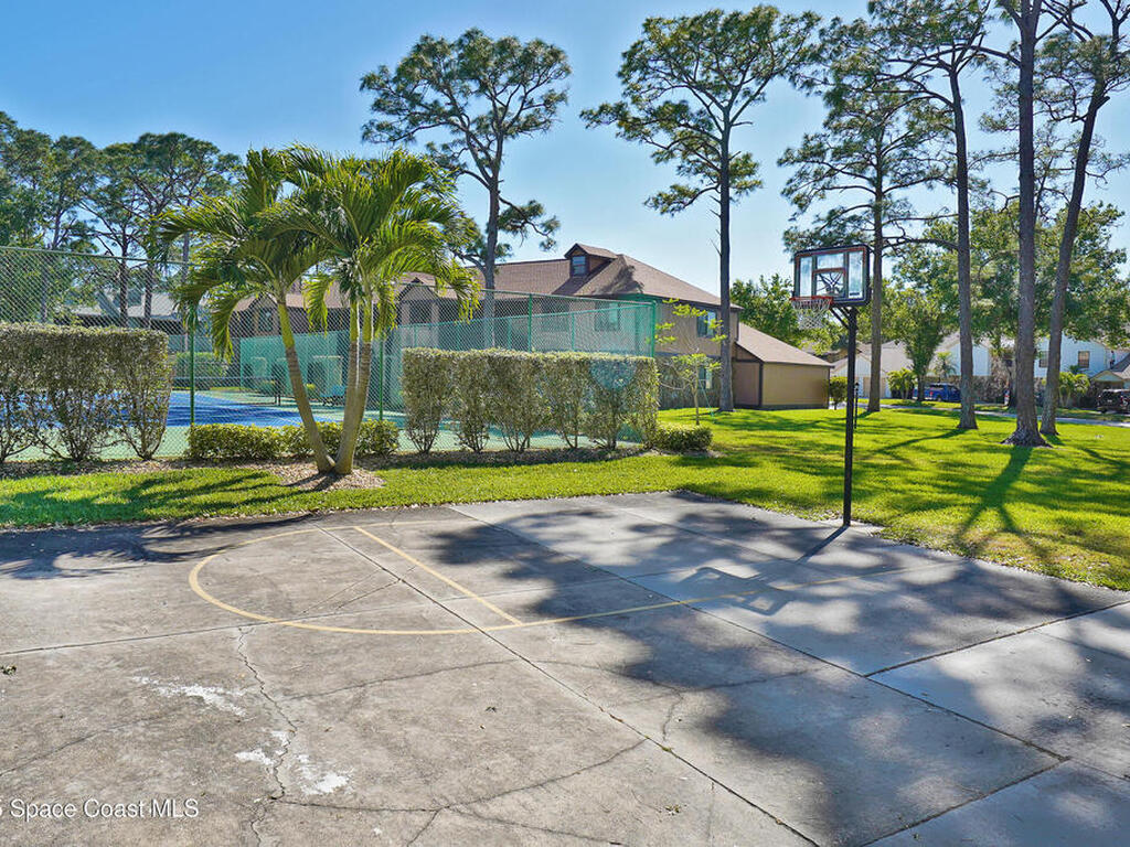 9002 Brighton Court, West Melbourne, FL 32904
