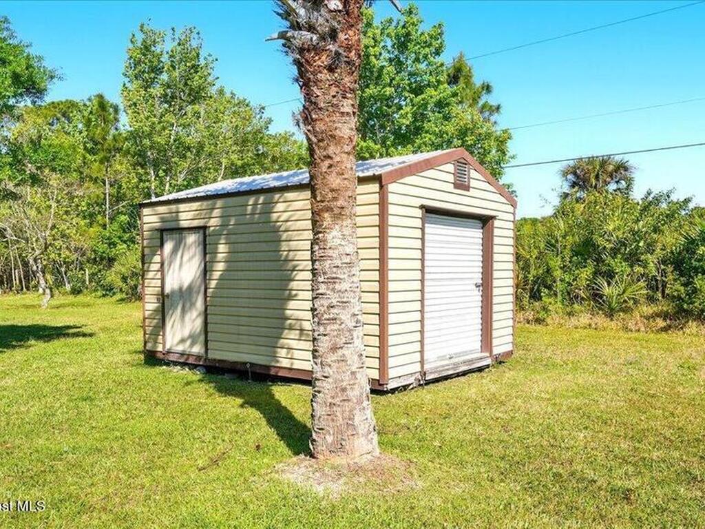 1722 Greytwig Place, Grant-Valkaria, FL 32950