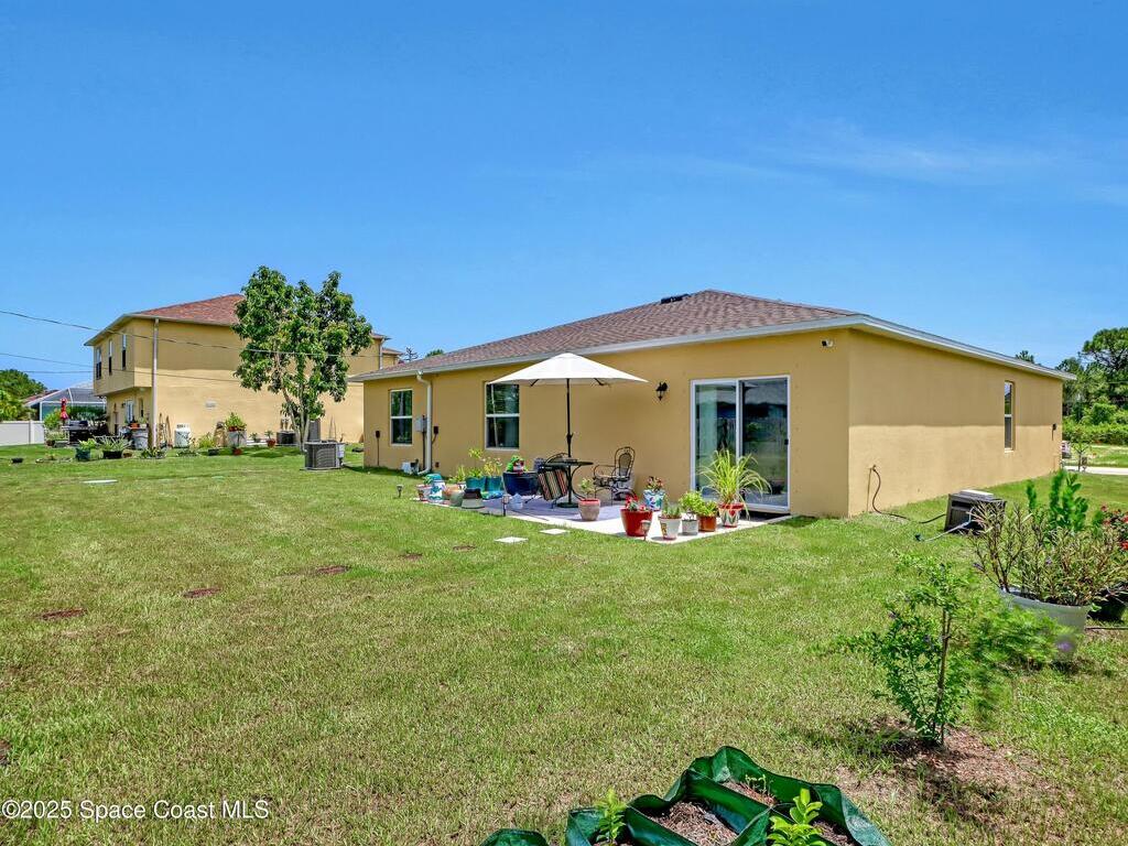 1345 Rabbit Street, Palm Bay, FL 32909