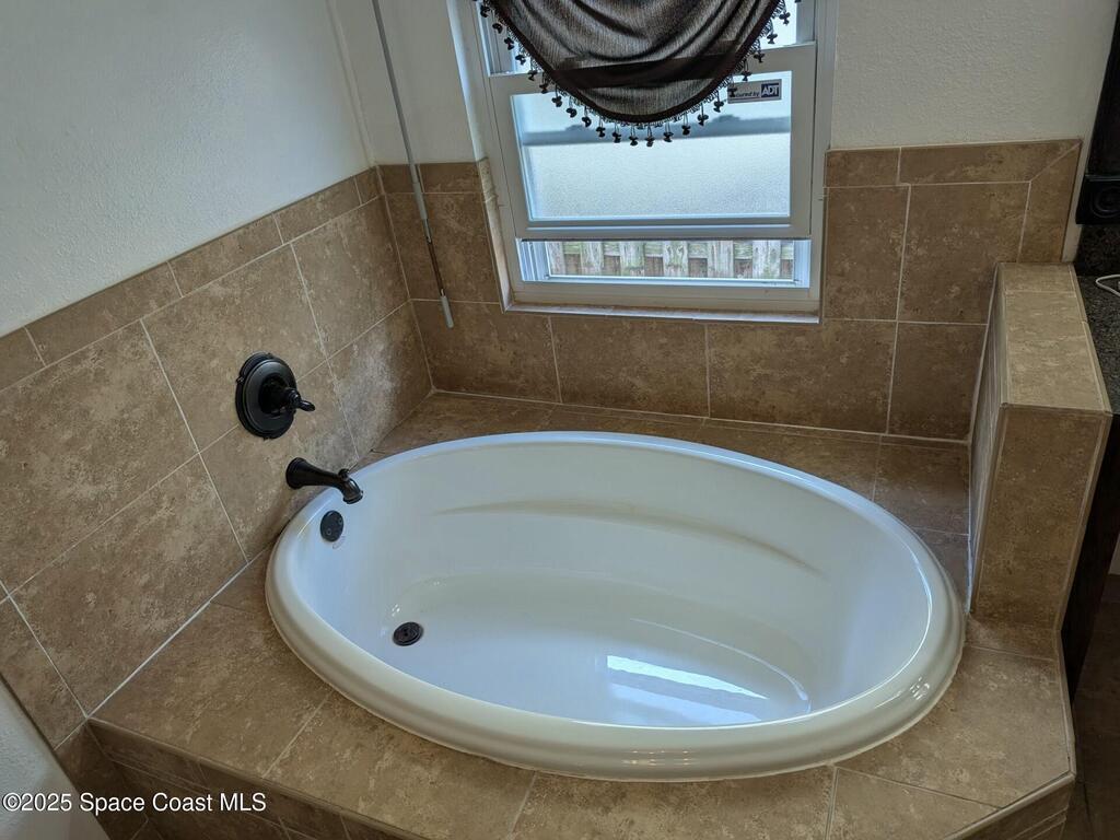 616 Fishtail Palm Boulevard, Melbourne, FL 32901