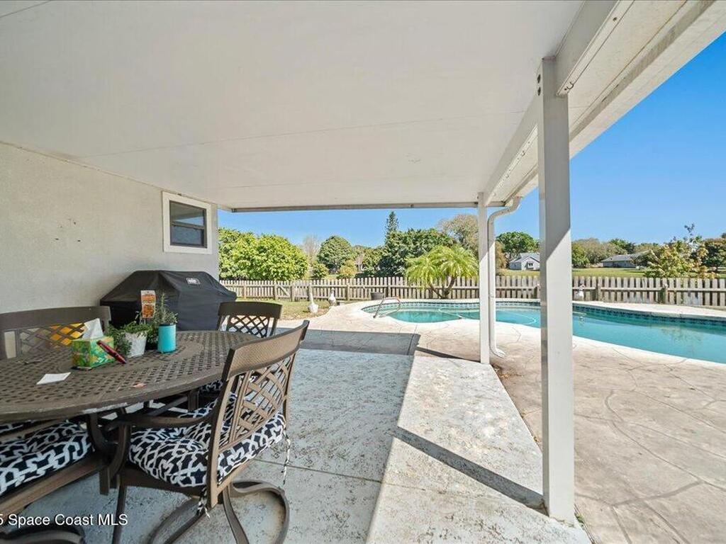 3935 Bristol Court, Melbourne, FL 32904