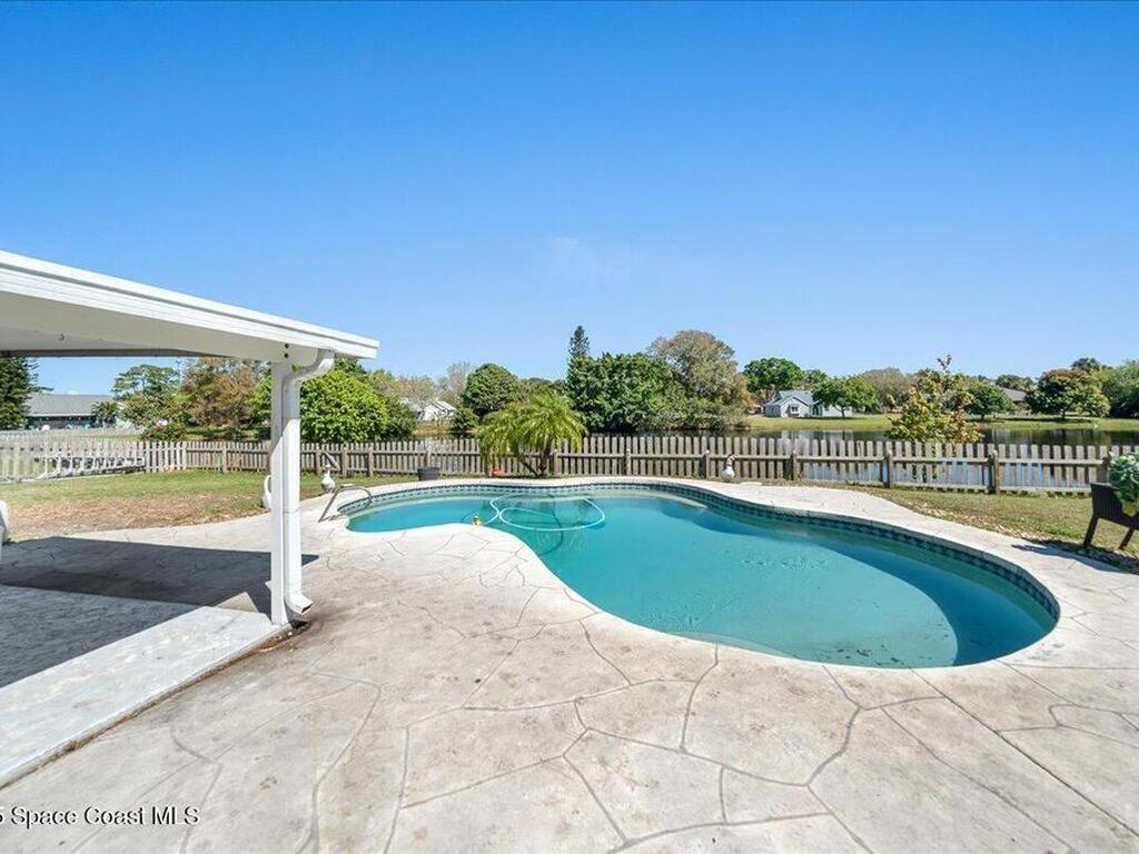 3935 Bristol Court, Melbourne, FL 32904