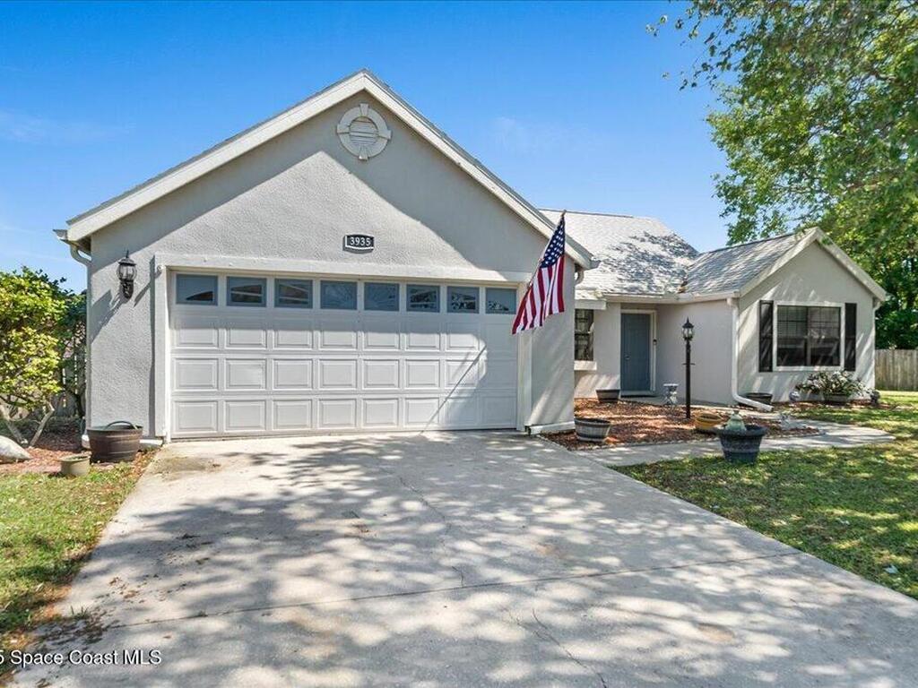 3935 Bristol Court, Melbourne, FL 32904