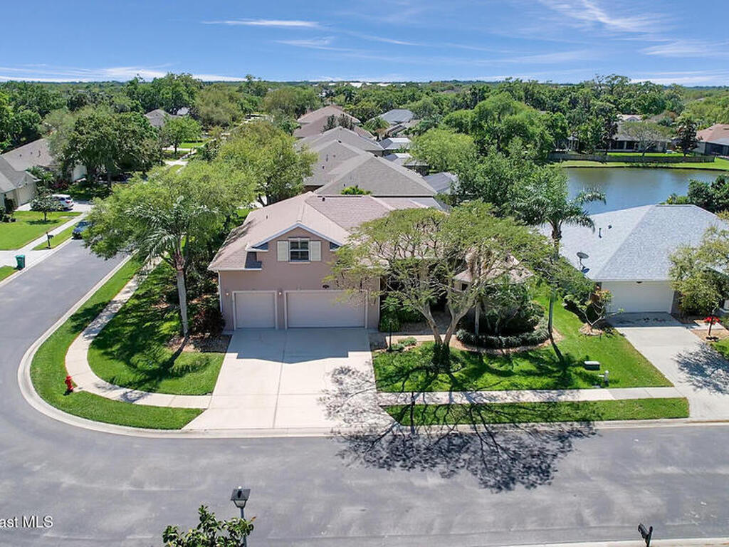 2242 Woodfield Circle, Melbourne, FL 32904