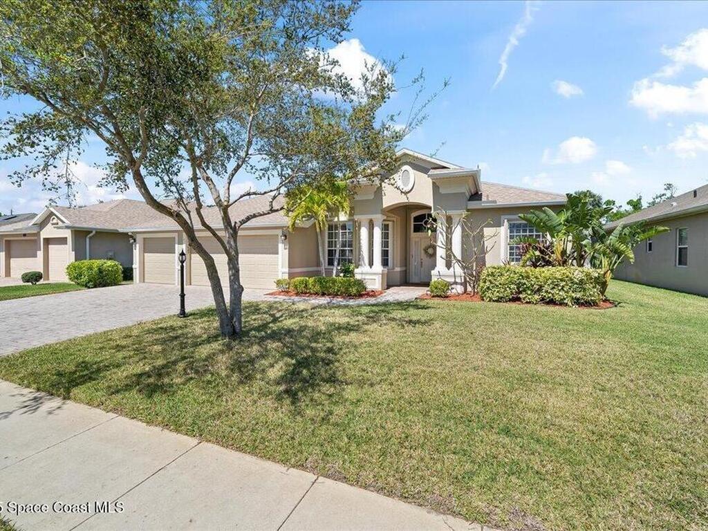 2005 Botanica Circle, Melbourne, FL 32904